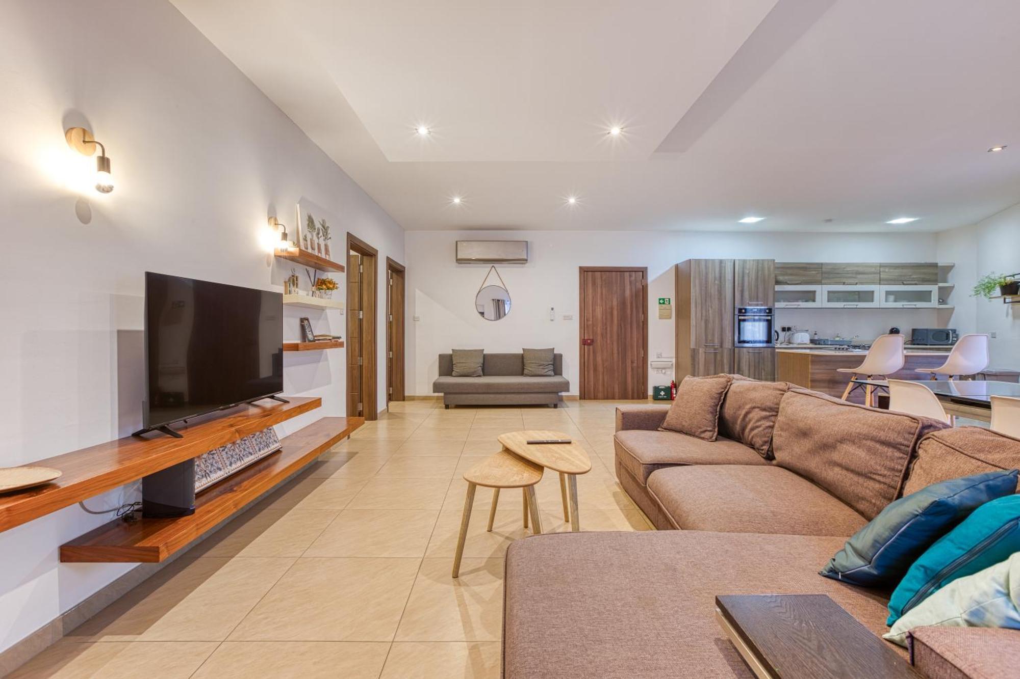 Bright,stylish 2bedroom In Village Centre Апартаменты *