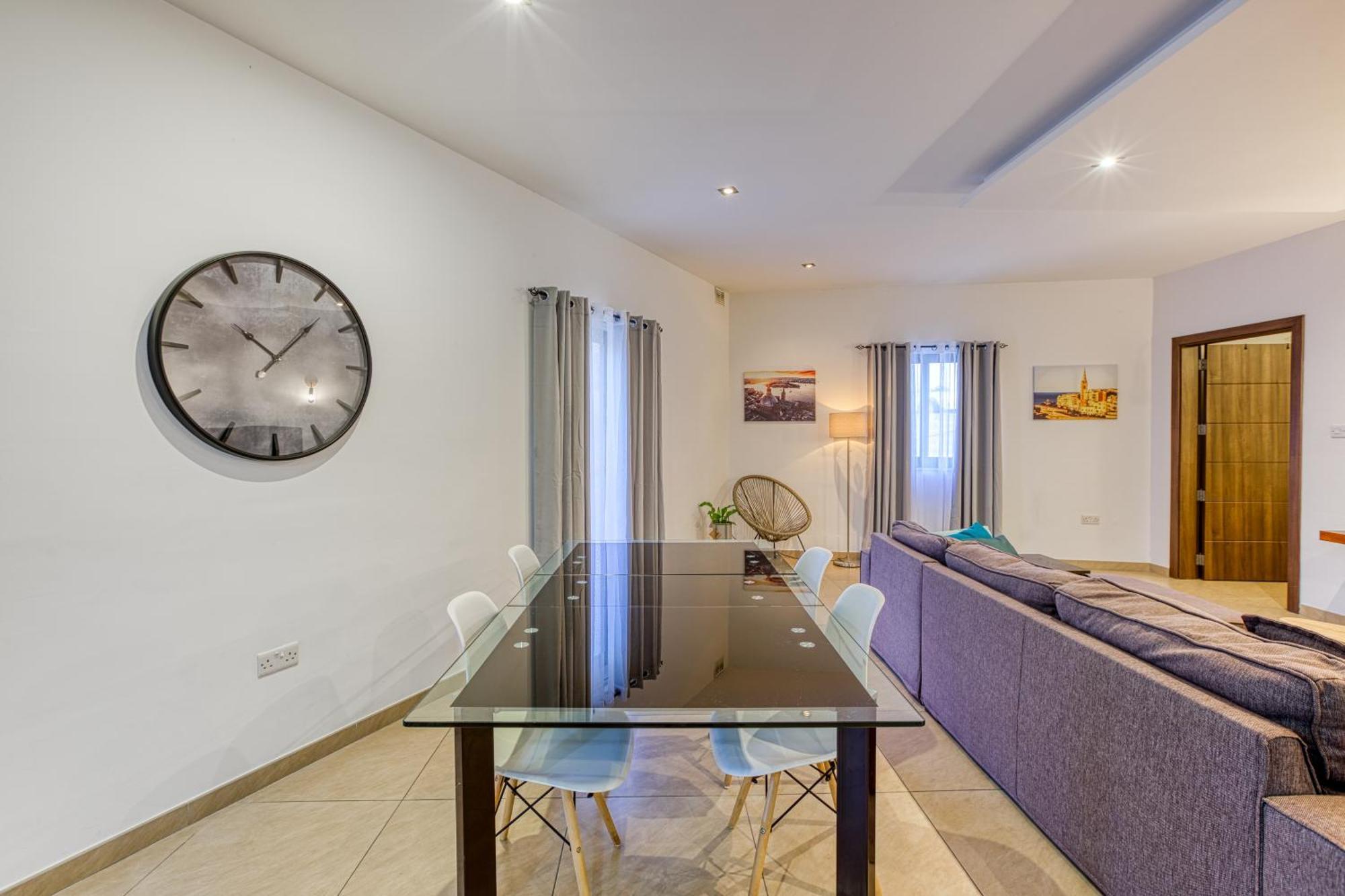 Bright,stylish 2bedroom In Village Centre Калкара