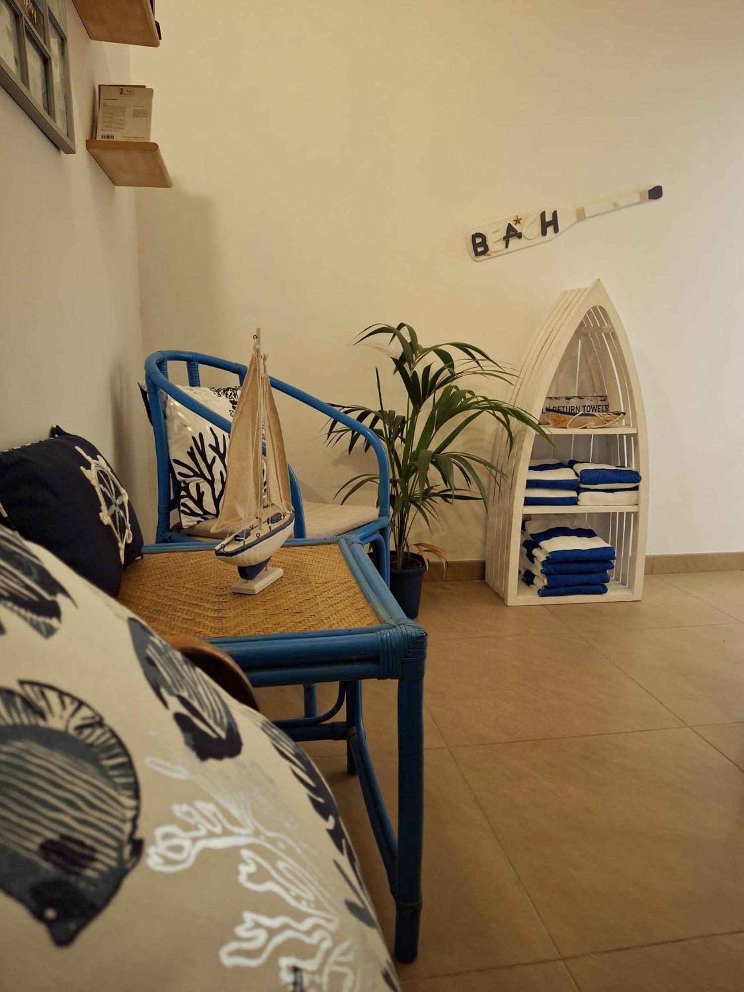 Апартаменты Bright,stylish 2bedroom In Village Centre *